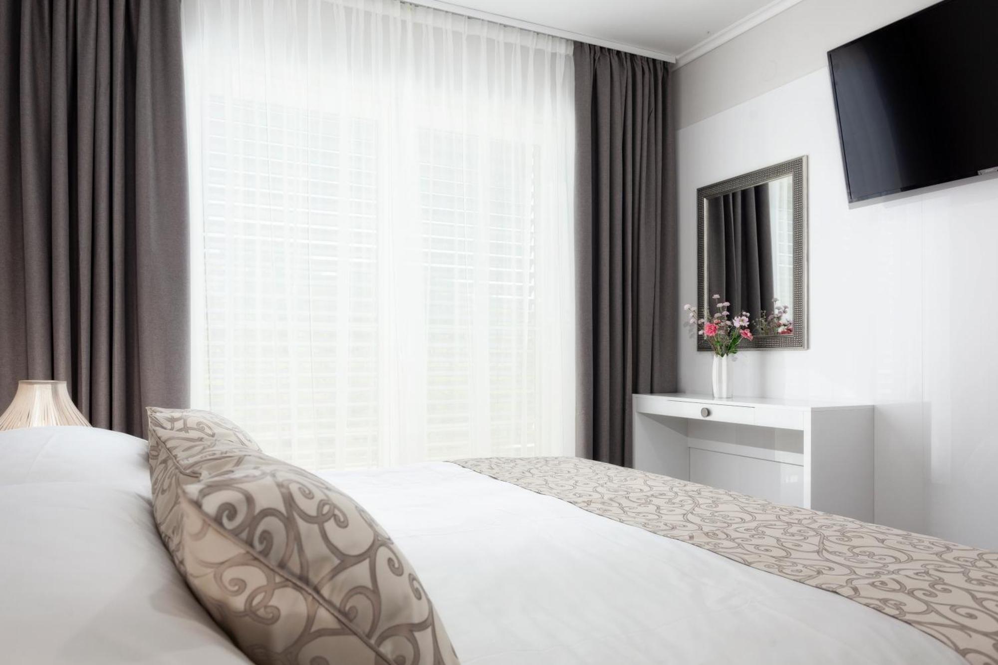 Luxury Rooms Vila Carissa 马林斯卡 外观 照片